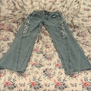 Lioness NWOT Stylish Lt Blue  Jeans, lace on sides, Bell Bottom, Adorable XXS
